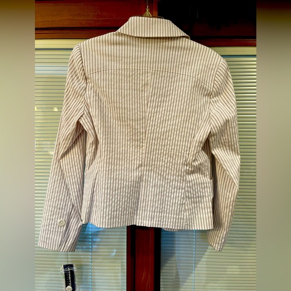 NWT. Rafaella blazer/jacket. White with gray stripes. Size 8 women’s. - Picture 2 of 8